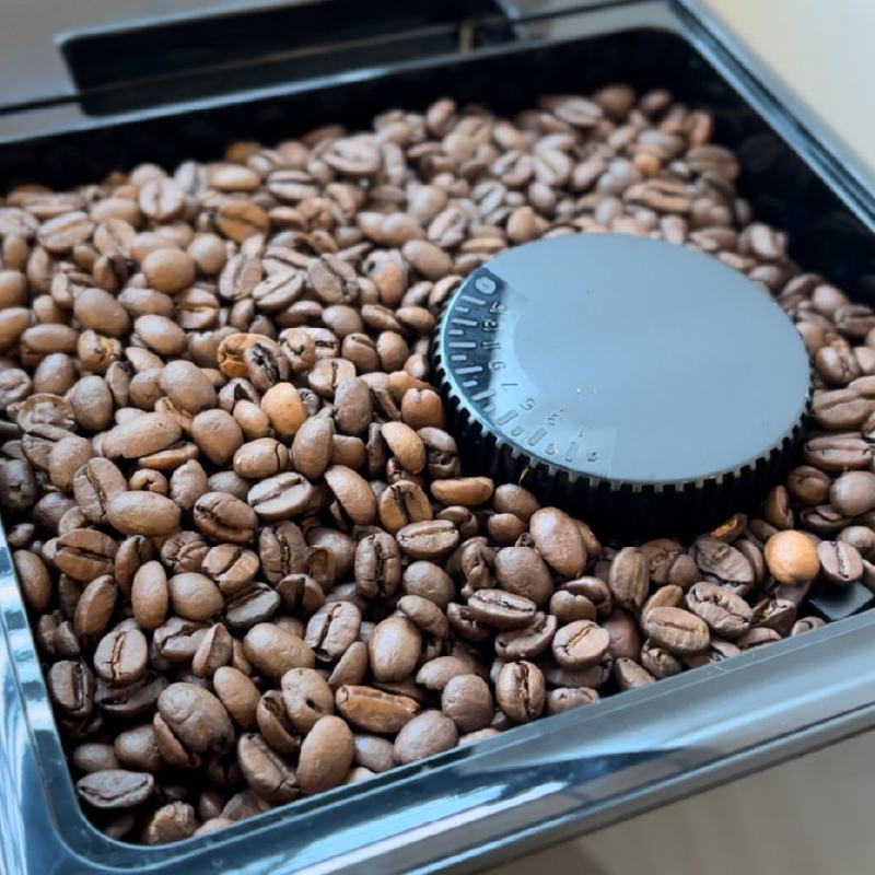 CAFETERA ESPRESSO AUTOMÁTICA C/ MOLINILLO 20 BARES